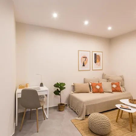 Iris, Beachfront, With Jacuzzi, Up To 9 Guests, Mpali Beach, Rethymno! *