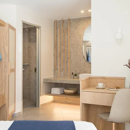 Iris, Beachfront, With Jacuzzi, Up To 9 Guests, Mpali Beach, Rethymno! *