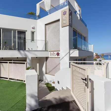 וילה Iris, Beachfront, With Jacuzzi, Up To 9 Guests, Mpali Beach, Rethymno! Bali (Crete)